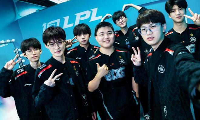 到举世瞩目 到举世瞩目